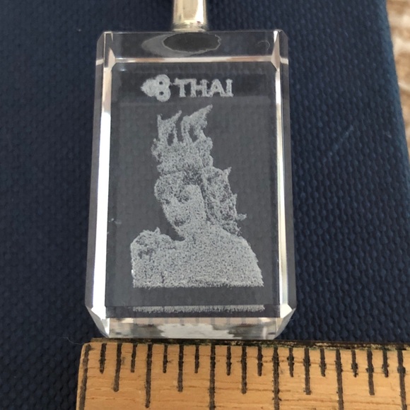 Vintage Collectible Southeast Asia Express airline glass etched keychain - Picture 13 of 14